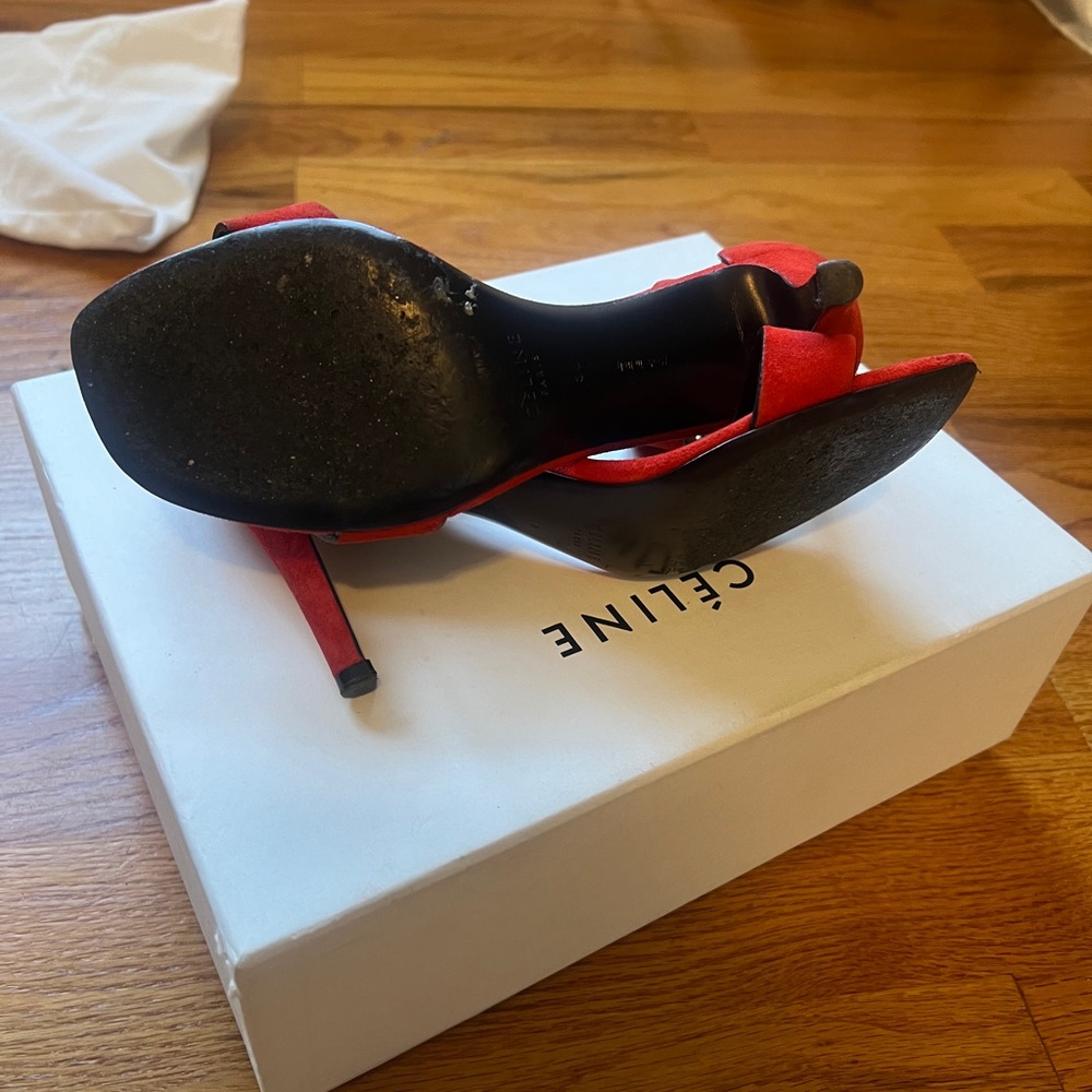 Celine - Picture 3 of 6